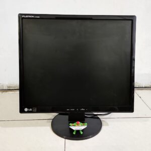 LCD 19" KOTAK SECOND